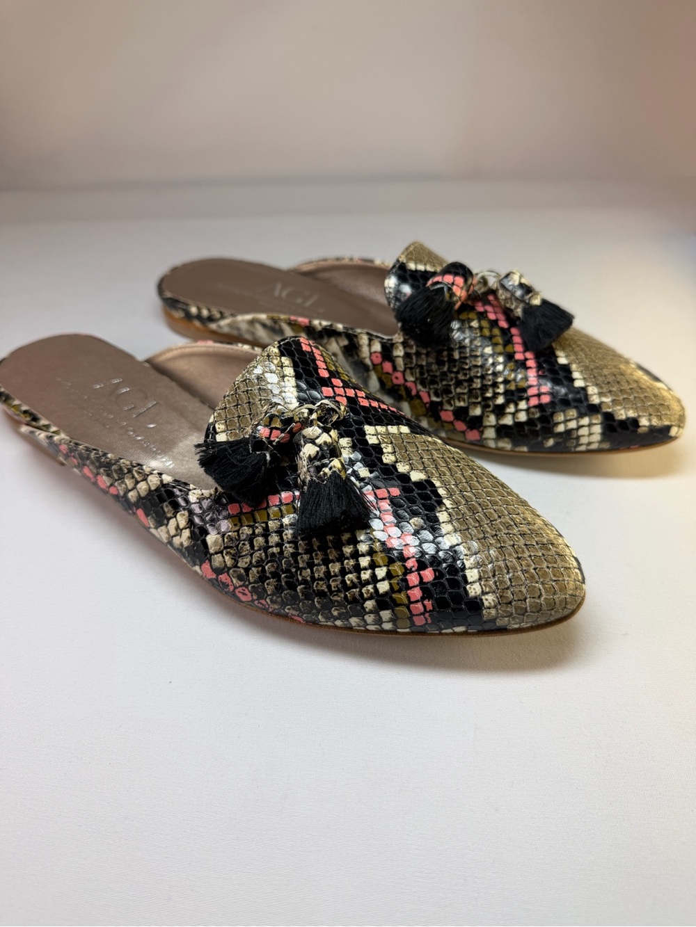 AGL Attilio Giusti Leombruni Antique Snake Print Leather Tassel Mules Size 40